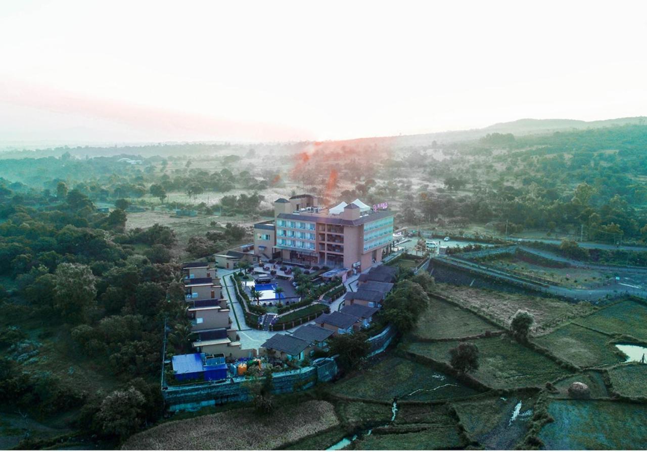 Regenta Resort Belagavi Belgaum Exterior foto