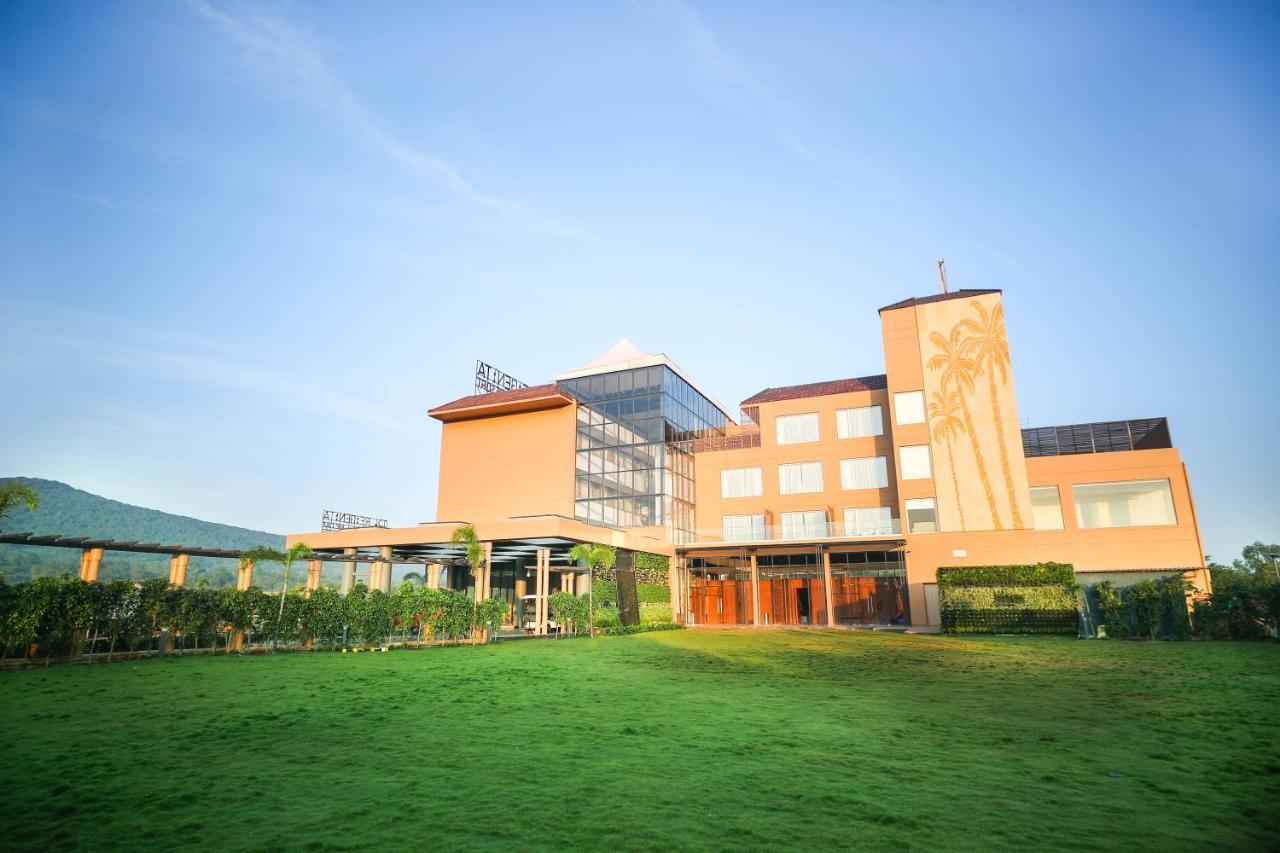 Regenta Resort Belagavi Belgaum Exterior foto